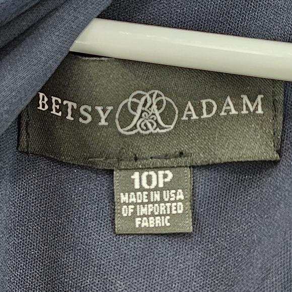 Betsy & Adam Women's Poly Stretch Ruffle Halter Crepe Gown - 10P - Picture 4 of 9